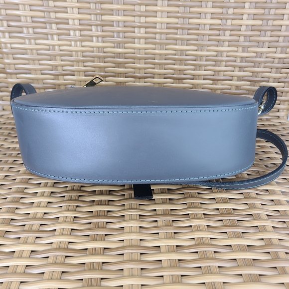 Borse In Pelle Italian Leather Saddlebag Crossbody Bag Gray Gold Tone Accents - Picture 10 of 15